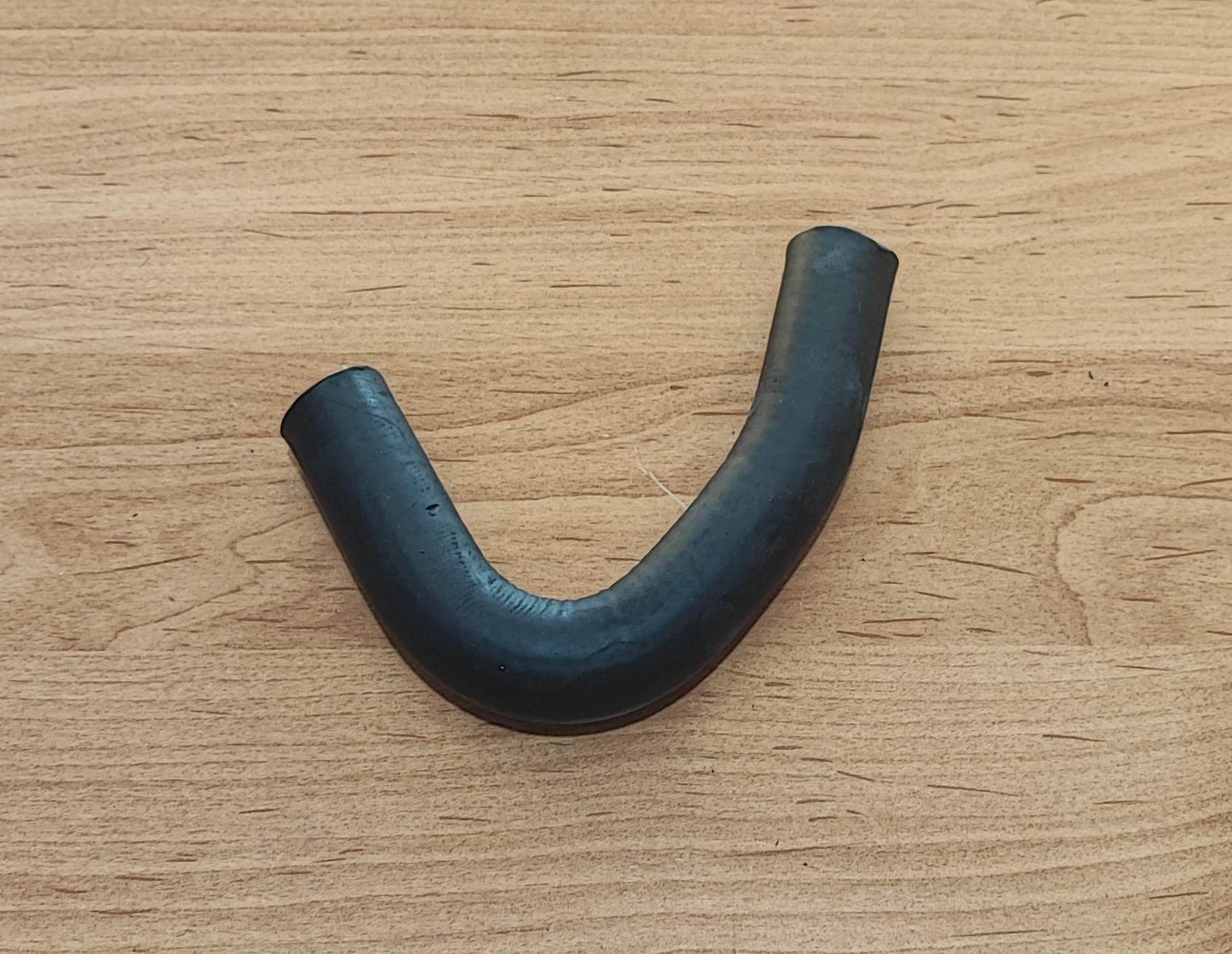 شیلنگ خروجی ترموستات ام وی ام 530،550،X33 و چری تیگو 5